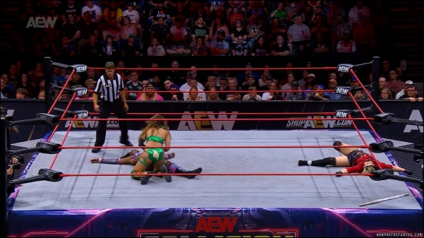 Click to view full size image
==============
wowcollision20240831_00_04_16_05_Still989.jpg wowcollision20240831_00_04_16_05_Still989.jpg