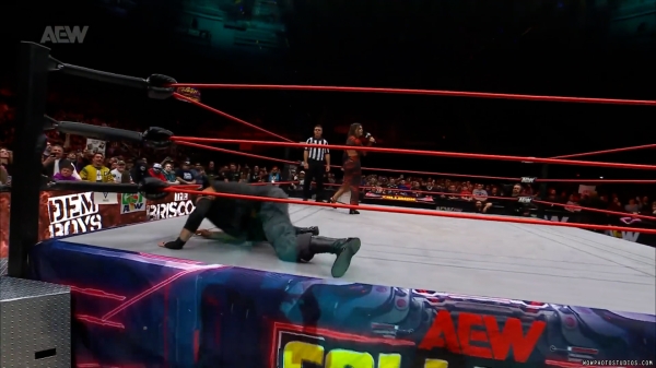 wowcollision20250104_00_00_07_00_Still001.jpg