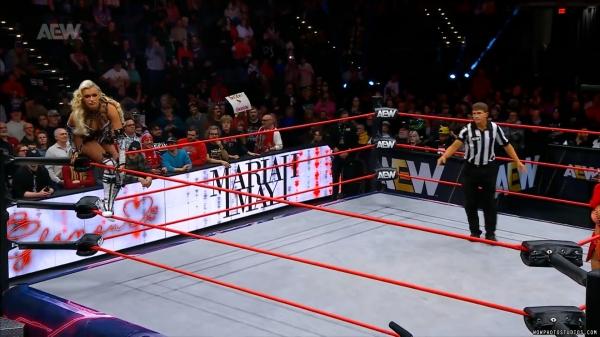 Click to view full size image
==============
wowcollision20250111_00_03_05_20_Still053.jpg wowcollision20250111_00_03_05_20_Still053.jpg