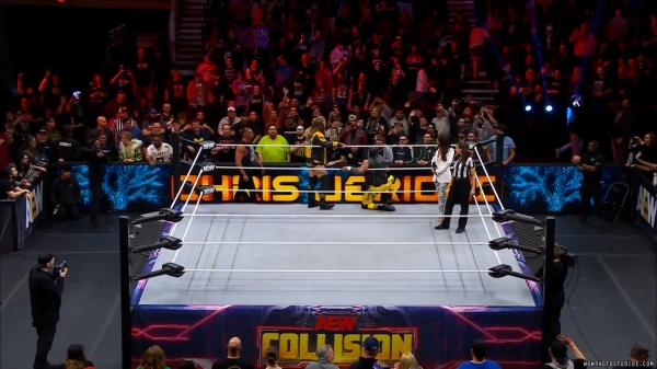 Click to view full size image
==============
wowcollision20250201_00_01_25_00_Still128.jpg wowcollision20250201_00_01_25_00_Still128.jpg