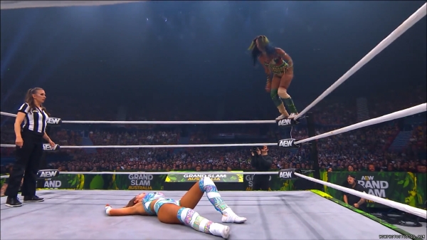 Click to view full size image
==============
wowcollision20250215_00_02_10_05_Still211.jpg wowcollision20250215_00_02_10_05_Still211.jpg