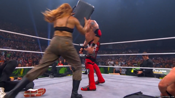 Click to view full size image
==============
wowcollision20250215_00_03_41_10_Still429.jpg wowcollision20250215_00_03_41_10_Still429.jpg