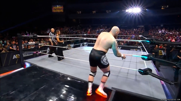 Click to view full size image
==============
wowcollision20250222_00_01_30_05_Still135.jpg wowcollision20250222_00_01_30_05_Still135.jpg