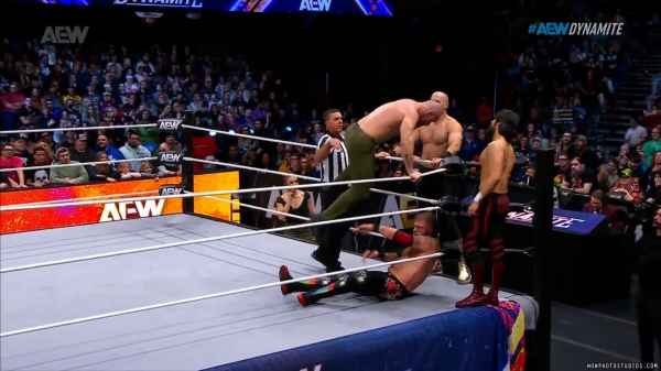 Click to view full size image
==============
wowdynamite20250101_00_05_35_25_Still438.jpg wowdynamite20250101_00_05_35_25_Still438.jpg