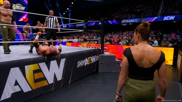 Click to view full size image
==============
wowdynamite20250101_00_05_53_15_Still447.jpg wowdynamite20250101_00_05_53_15_Still447.jpg