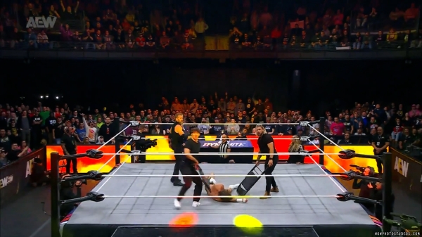 Click to view full size image
==============
wowdynamite20250115_00_04_14_15_Still149.jpg wowdynamite20250115_00_04_14_15_Still149.jpg