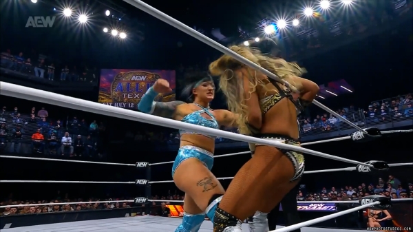 Click to view full size image
==============
wowdynamite20250115_00_04_59_20_Still367.jpg wowdynamite20250115_00_04_59_20_Still367.jpg