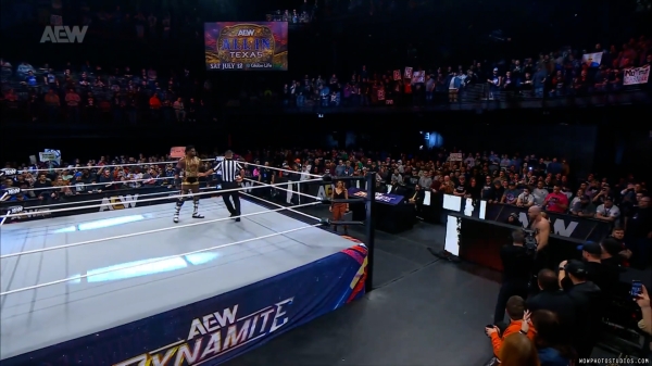 Click to view full size image
==============
wowdynamite20250115_00_05_30_20_Still516.jpg wowdynamite20250115_00_05_30_20_Still516.jpg