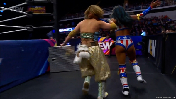 Click to view full size image
==============
wowdynamite20250129_00_05_30_05_Still344.jpg wowdynamite20250129_00_05_30_05_Still344.jpg