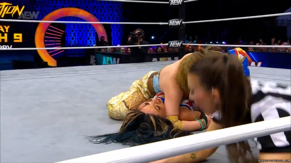 Click to view full size image
==============
wowdynamite20250129_00_05_56_00_Still501.jpg wowdynamite20250129_00_05_56_00_Still501.jpg