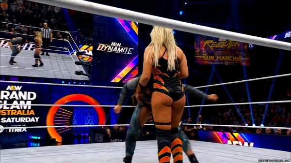 Click to view full size image
==============
wowdynamite20250212_00_04_27_20_Still300.jpg wowdynamite20250212_00_04_27_20_Still300.jpg