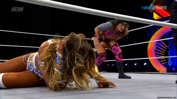 Click to view full size image
==============
wowdynamite20250219_00_04_30_25_Still503.jpg wowdynamite20250219_00_04_30_25_Still503.jpg