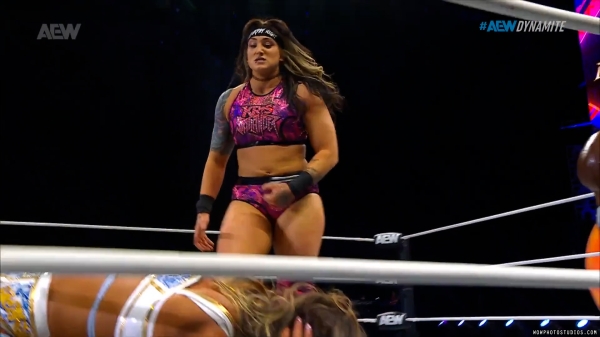 Click to view full size image
==============
wowdynamite20250219_00_04_31_00_Still504.jpg wowdynamite20250219_00_04_31_00_Still504.jpg