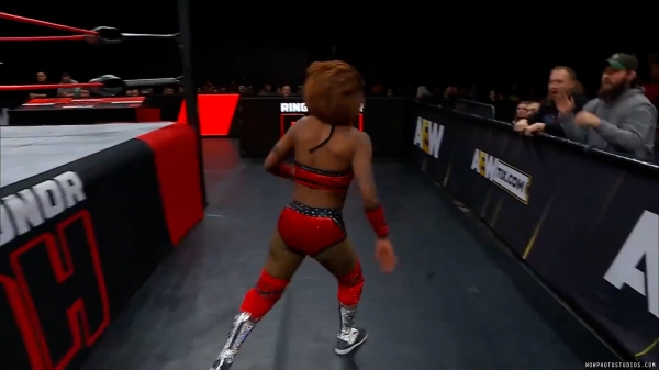 Click to view full size image
==============
wowroh20250130_00_03_34_00_Still185.jpg wowroh20250130_00_03_34_00_Still185.jpg