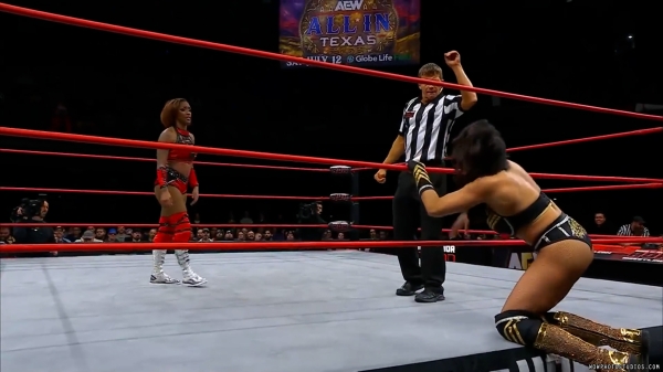 Click to view full size image
==============
wowroh20250130_00_03_38_05_Still210.jpg wowroh20250130_00_03_38_05_Still210.jpg