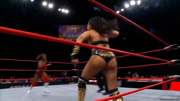 Click to view full size image
==============
wowroh20250130_00_03_46_00_Still257.jpg wowroh20250130_00_03_46_00_Still257.jpg