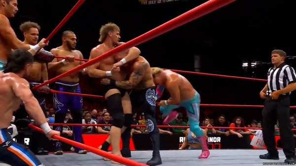 Click to view full size image
==============
wowroh20250220_00_01_30_05_Still202.jpg wowroh20250220_00_01_30_05_Still202.jpg