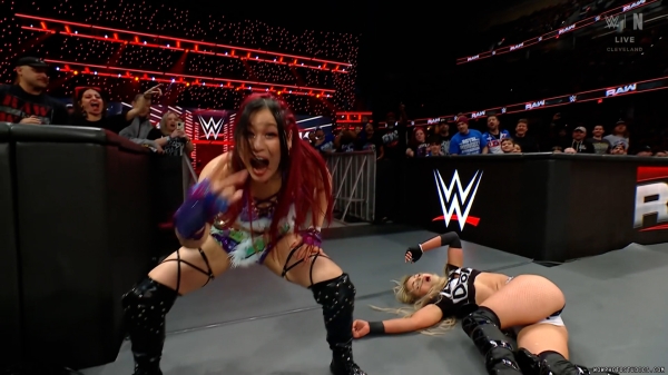 Click to view full size image
==============
wowraw20250203_00_05_21_10_Still510.jpg wowraw20250203_00_05_21_10_Still510.jpg