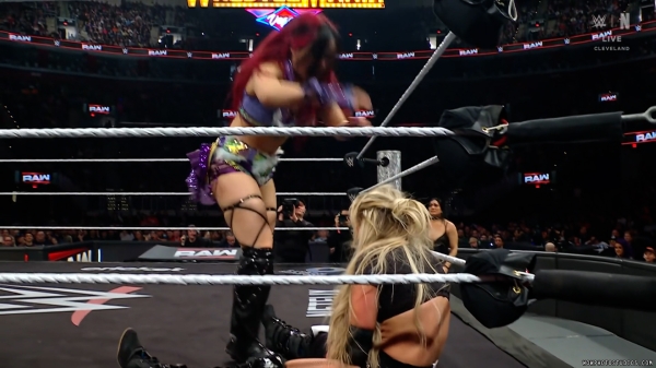 Click to view full size image
==============
wowraw20250203_00_05_49_10_Still673.jpg wowraw20250203_00_05_49_10_Still673.jpg