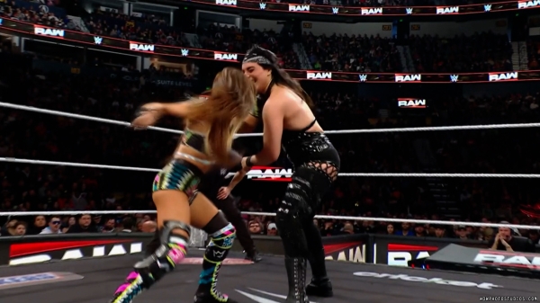 Click to view full size image
==============
wowraw20250210_00_01_26_20_Still224.jpg wowraw20250210_00_01_26_20_Still224.jpg