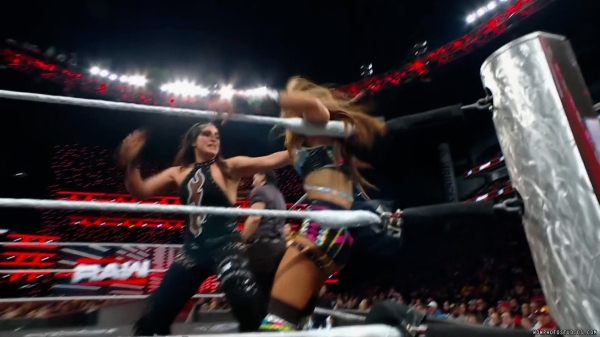 Click to view full size image
==============
wowraw20250210_00_01_33_05_Still262.jpg wowraw20250210_00_01_33_05_Still262.jpg