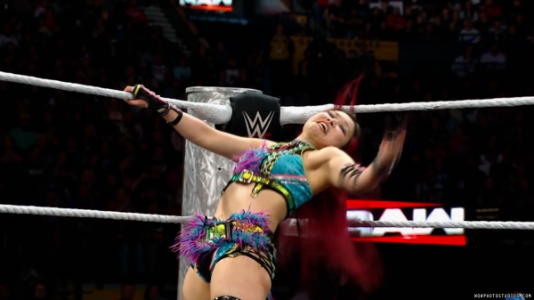 Click to view full size image
==============
wowraw20250210_00_01_44_15_Still330.jpg wowraw20250210_00_01_44_15_Still330.jpg