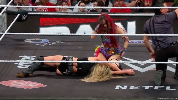 Click to view full size image
==============
wowraw20250210_00_01_45_05_Still334.jpg wowraw20250210_00_01_45_05_Still334.jpg