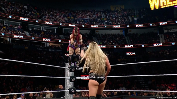 Click to view full size image
==============
wowraw20250210_00_01_45_20_Still337.jpg wowraw20250210_00_01_45_20_Still337.jpg