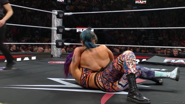 Click to view full size image
==============
wowraw20250210_00_02_39_00_Still523.jpg wowraw20250210_00_02_39_00_Still523.jpg