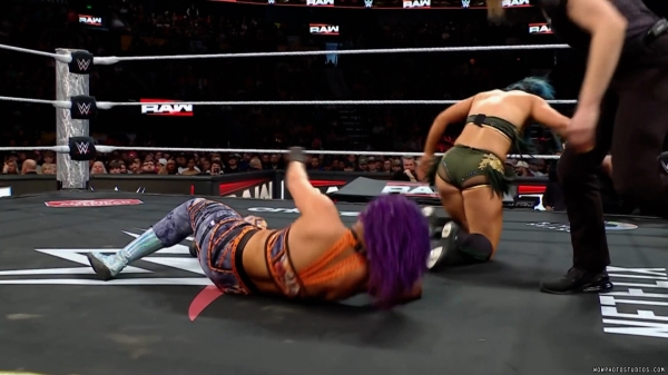 Click to view full size image
==============
wowraw20250210_00_02_55_25_Still623.jpg wowraw20250210_00_02_55_25_Still623.jpg