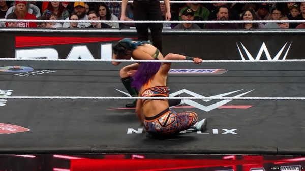 Click to view full size image
==============
wowraw20250210_00_03_01_20_Still657.jpg wowraw20250210_00_03_01_20_Still657.jpg