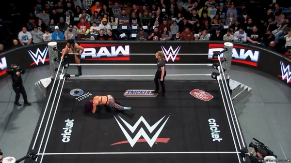 Click to view full size image
==============
wowraw20250210_00_03_12_20_Still723.jpg wowraw20250210_00_03_12_20_Still723.jpg