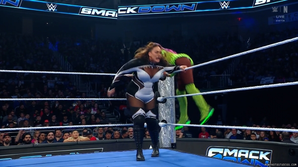 Click to view full size image
==============
wowsd20250124_00_03_32_05_Still478.jpg wowsd20250124_00_03_32_05_Still478.jpg