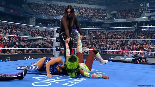 Click to view full size image
==============
wowsd20250131_00_06_07_10_Still663.jpg wowsd20250131_00_06_07_10_Still663.jpg