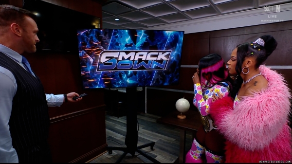 Click to view full size image
==============
wowsd20250214_00_06_50_25_Still827.jpg wowsd20250214_00_06_50_25_Still827.jpg