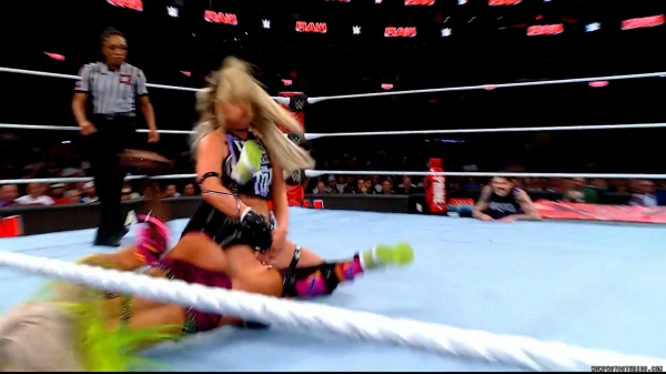 Click to view full size image
==============
wowsd20250221_00_01_47_20_Still024.jpg wowsd20250221_00_01_47_20_Still024.jpg