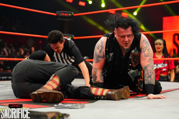 TNASacrifice2025_SamiCallihan_vs_ManceWarner_w-_StephDeLander-WM-25.jpg