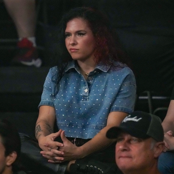 Click to view full size image
==============
029_NXT_08122025CA_20262.jpg 029_NXT_08122025CA_20262.jpg