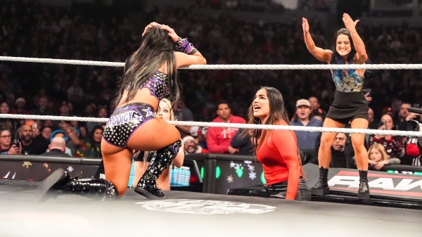 Click to view full size image
==============
056_RAW_12192025CM_51742.jpg 056_RAW_12192025CM_51742.jpg